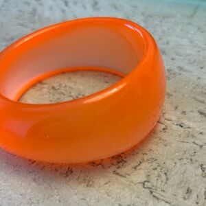 Vibrant Lee Angel Style Bangle Bracelet